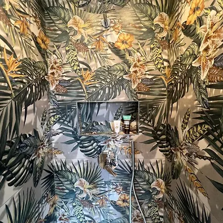 Tropicale Апартаменты *